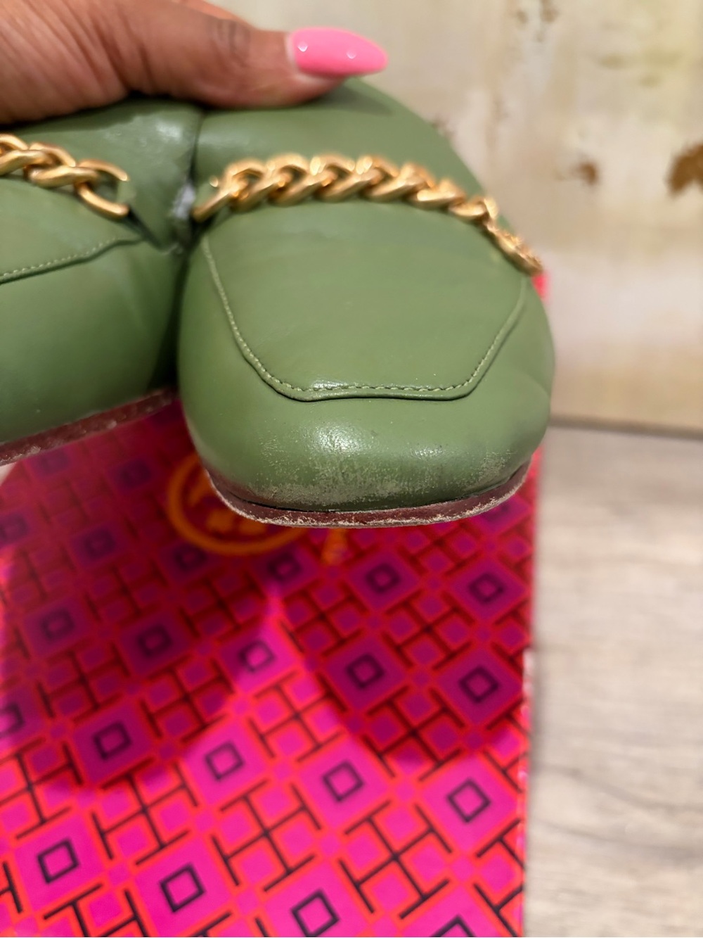 Tory Burch Olive Green Chain-Trim Loafers - Picture 4 of 8
